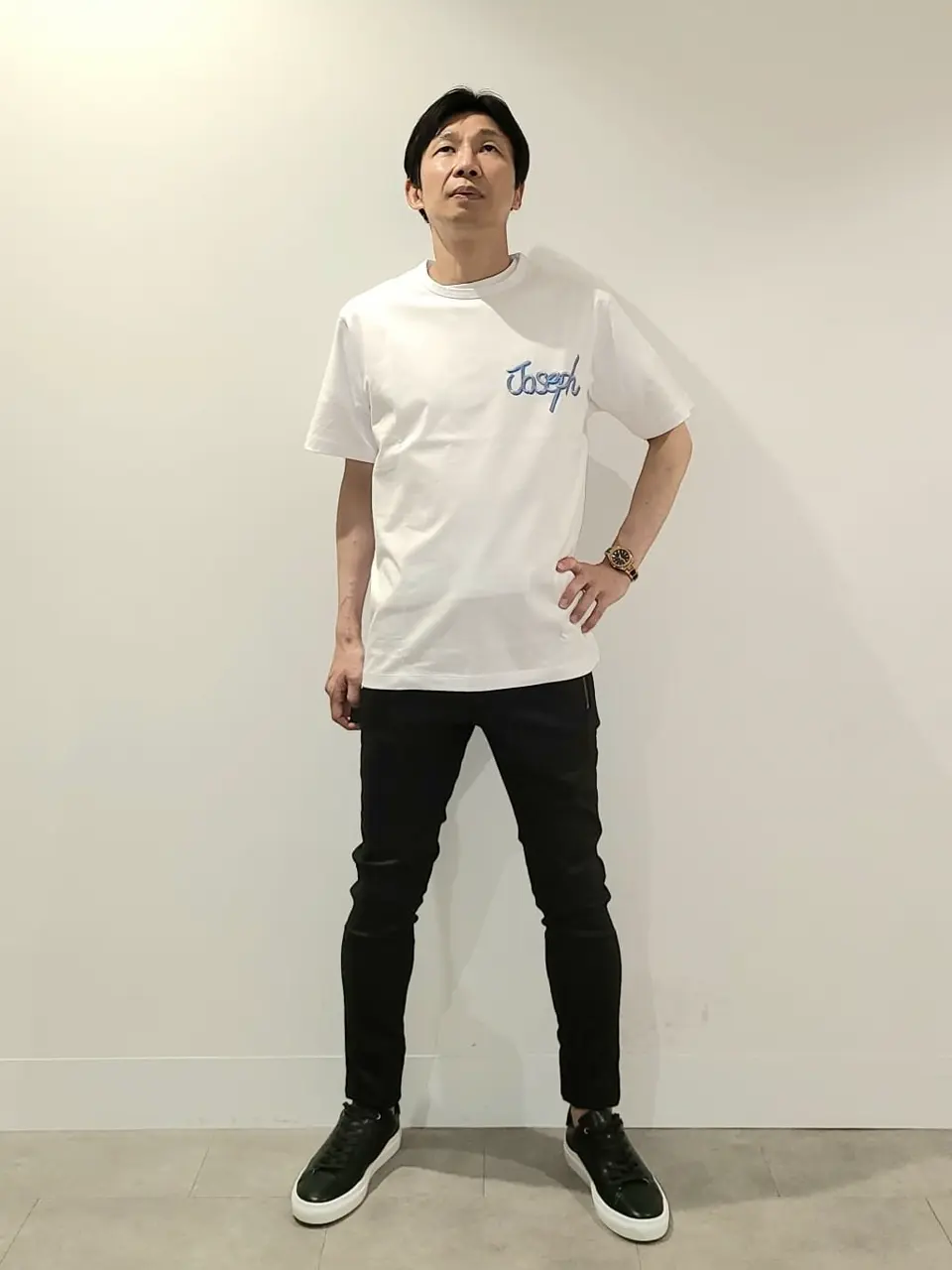 JOSEPH HOMME 泉 コーディネート画像