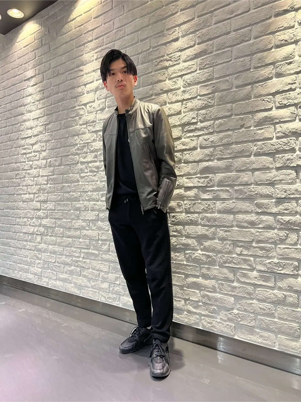 JOSEPH HOMME 井原 コーディネート画像