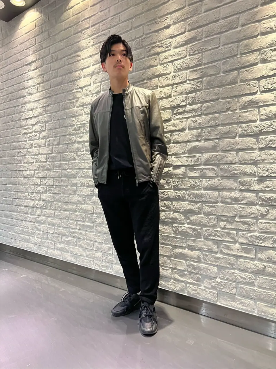 JOSEPH HOMME 井原 コーディネート画像