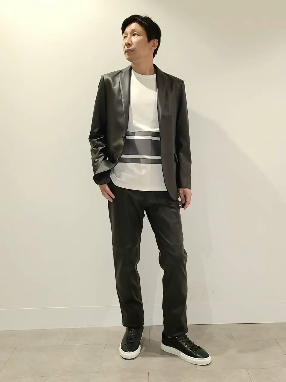 JOSEPH HOMME 泉 コーディネート画像