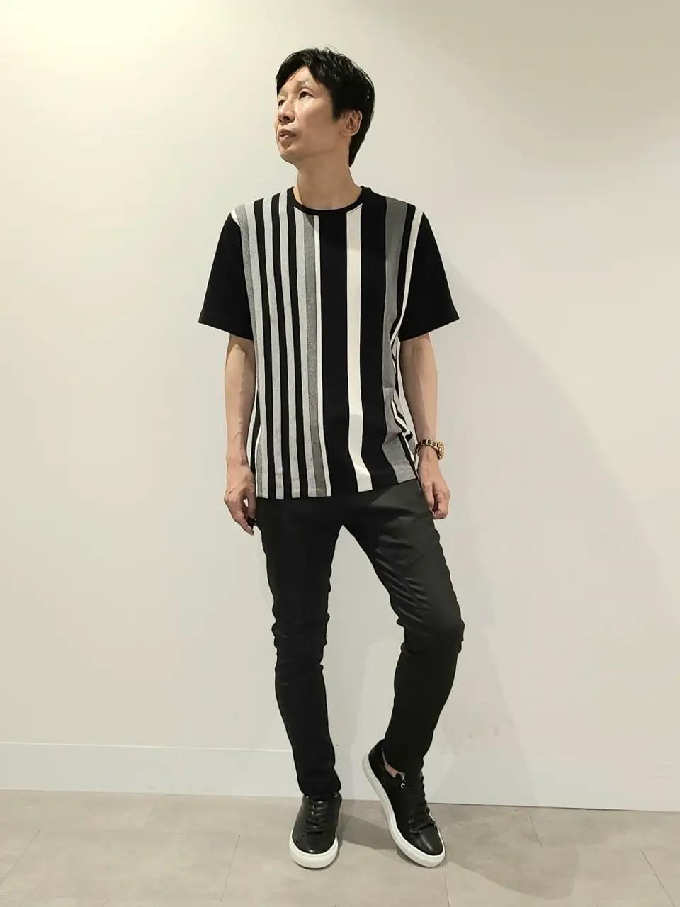 JOSEPH HOMME 泉 コーディネート画像