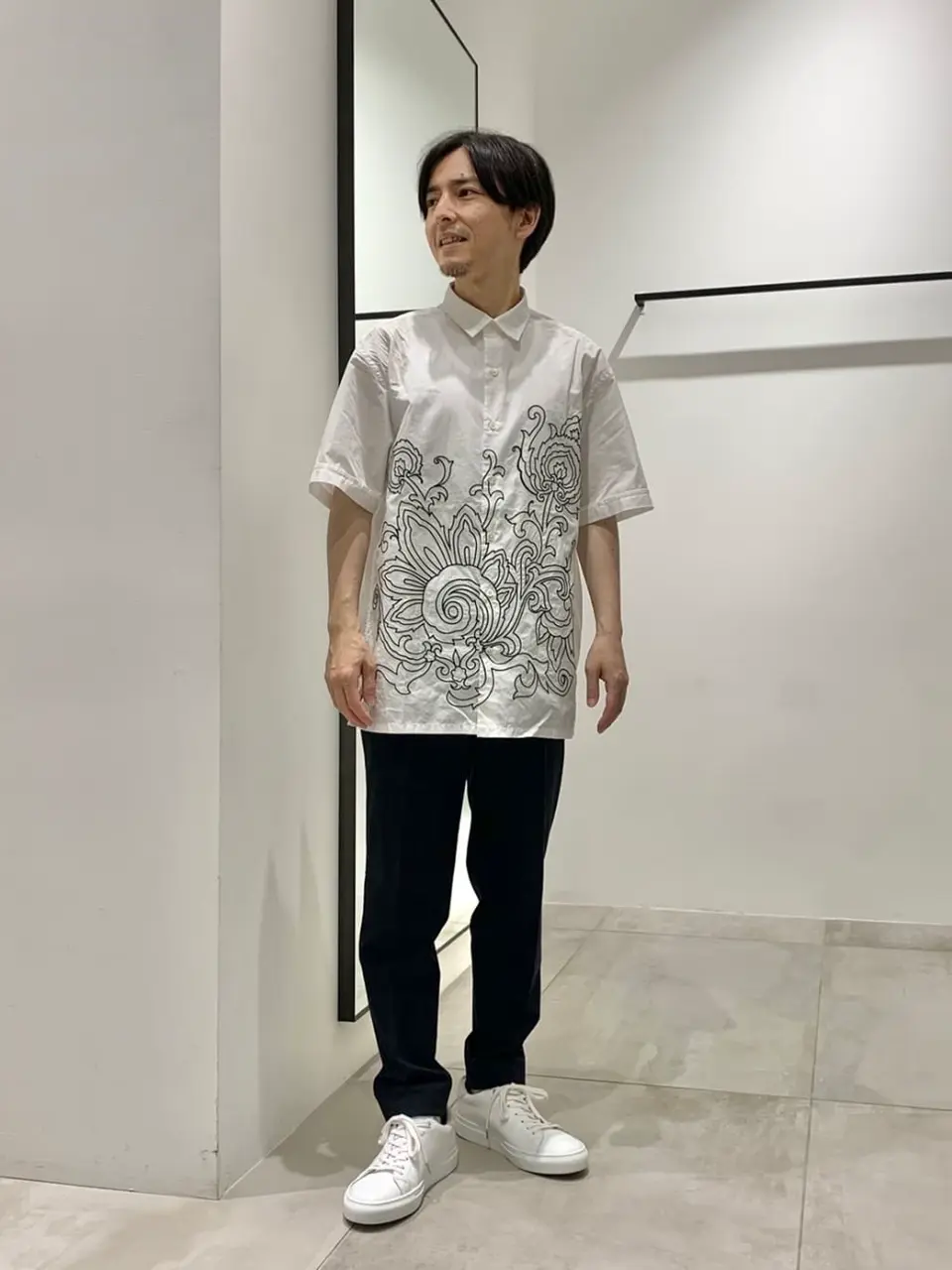 JOSEPH HOMME 鈴木 コーディネート画像