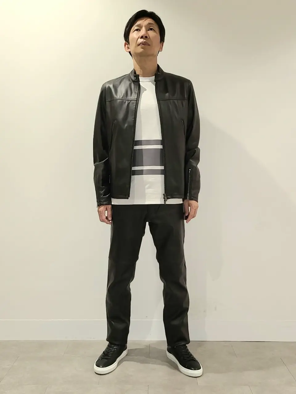 JOSEPH HOMME 泉 コーディネート画像