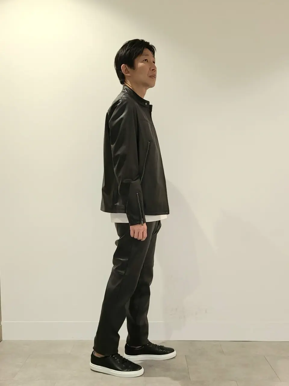 JOSEPH HOMME 泉 コーディネート画像