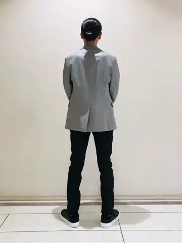 JOSEPH HOMME 畑本 コーディネート画像