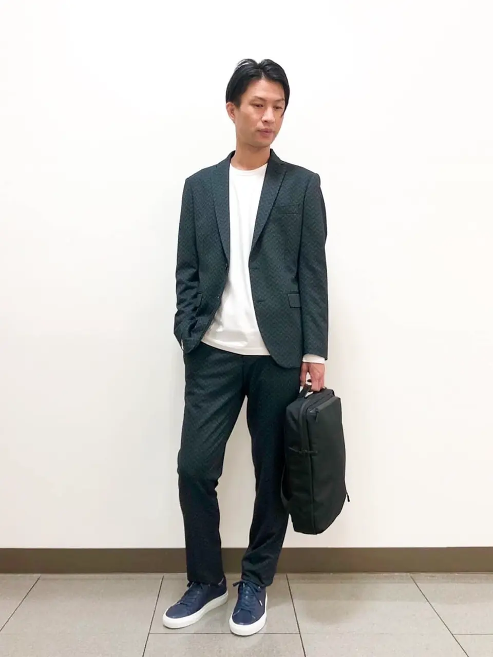  菅谷 コーディネート画像