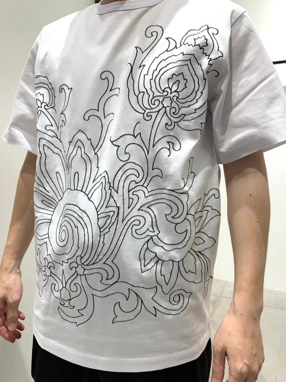 JOSEPH HOMME 鈴木 コーディネート画像