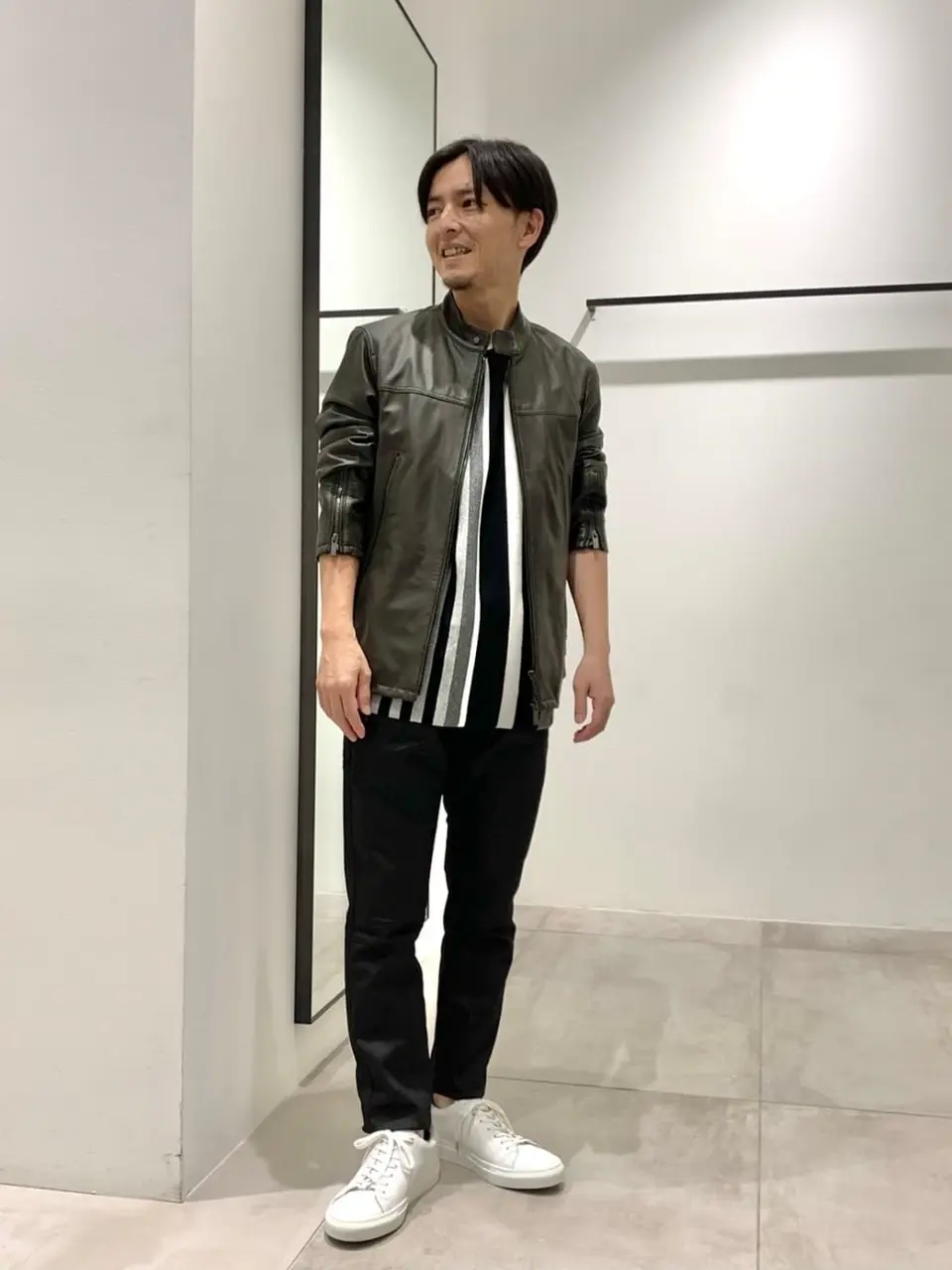 JOSEPH HOMME 鈴木 コーディネート画像