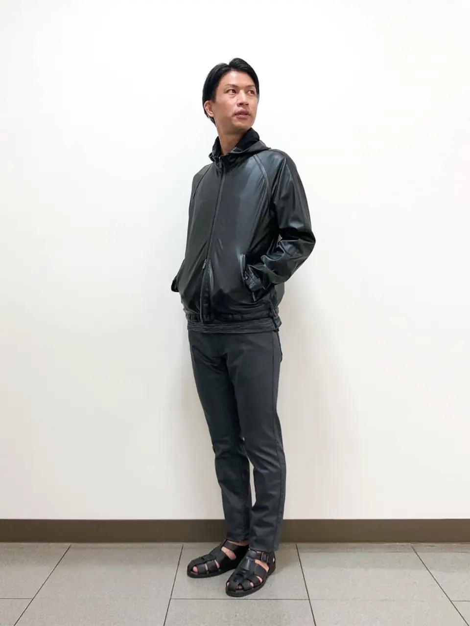  菅谷 コーディネート画像