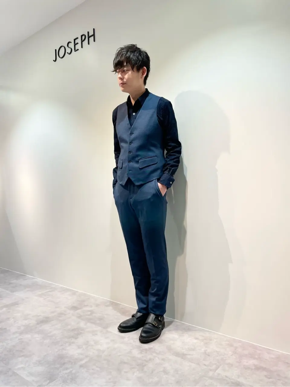 JOSEPH HOMME 佐藤健人 コーディネート画像