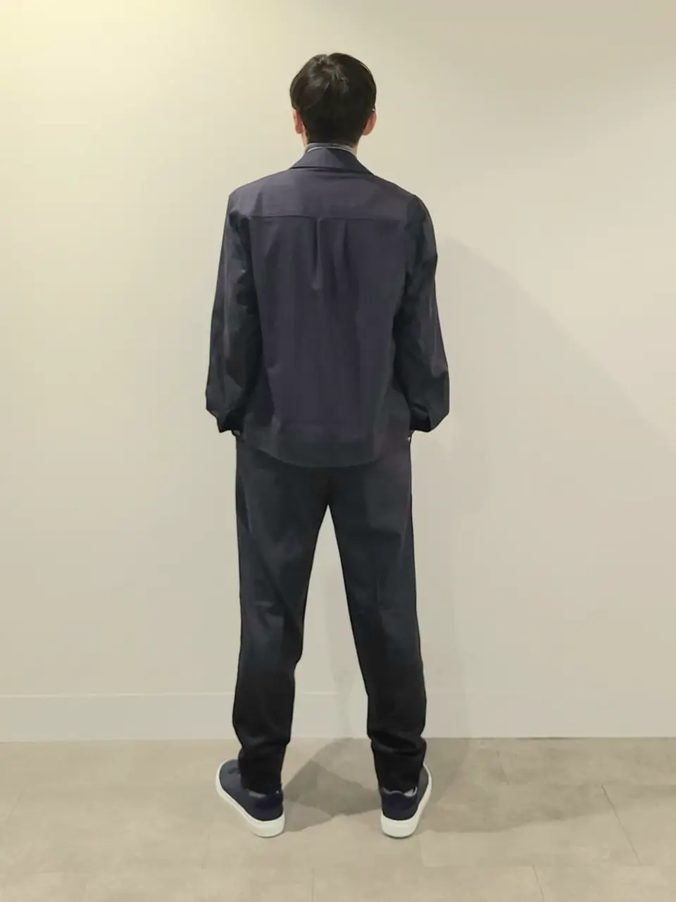 JOSEPH HOMME 泉 コーディネート画像