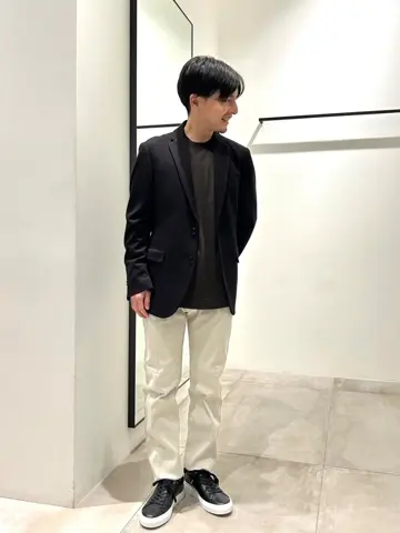 JOSEPH HOMME 鈴木 コーディネート画像