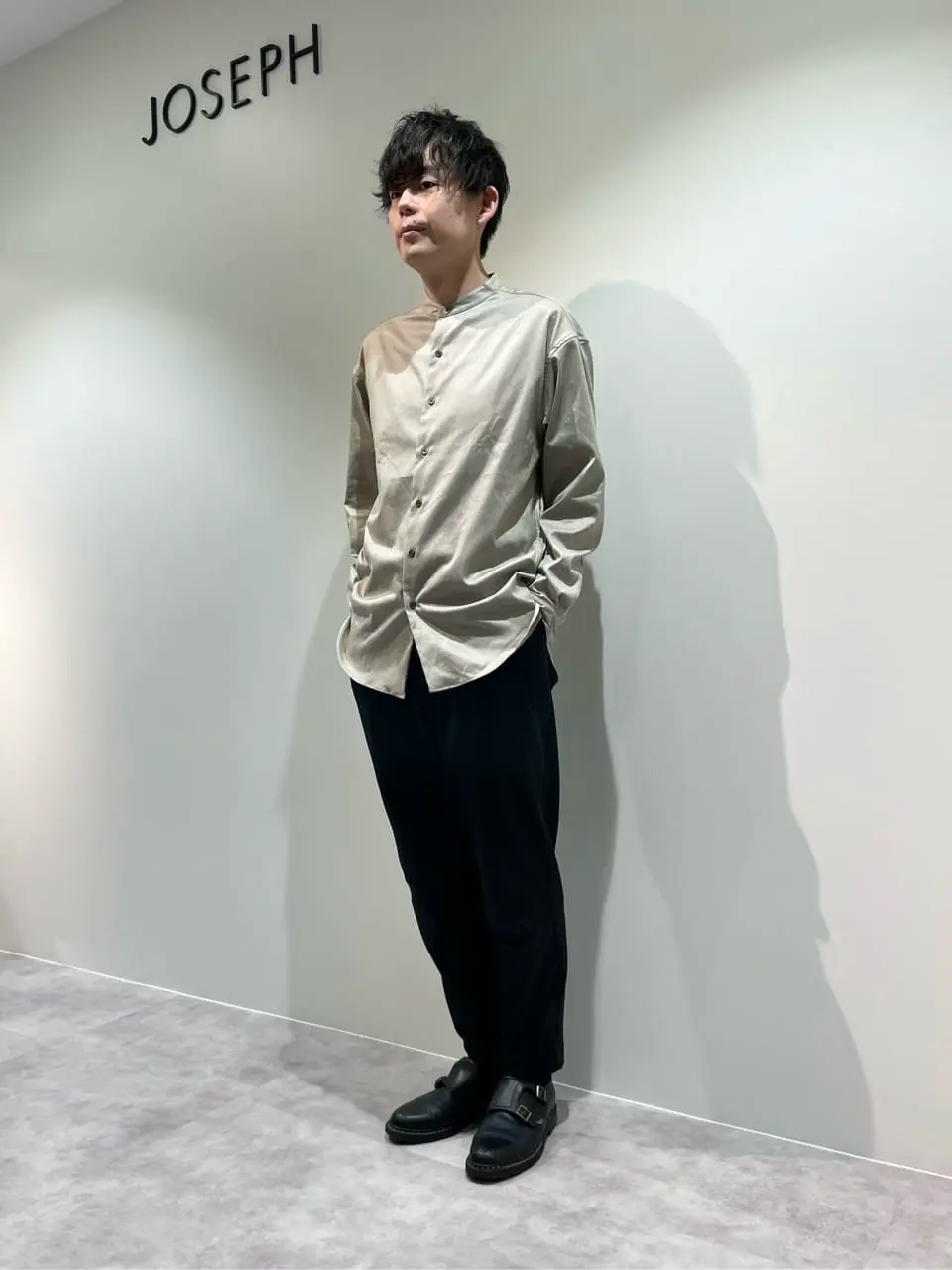JOSEPH HOMME 佐藤健人 コーディネート画像