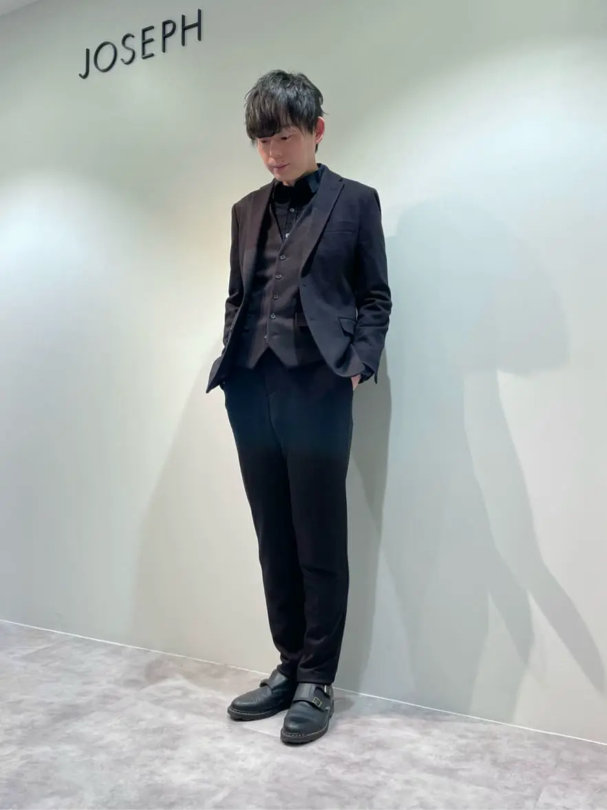 JOSEPH HOMME 佐藤健人 コーディネート画像