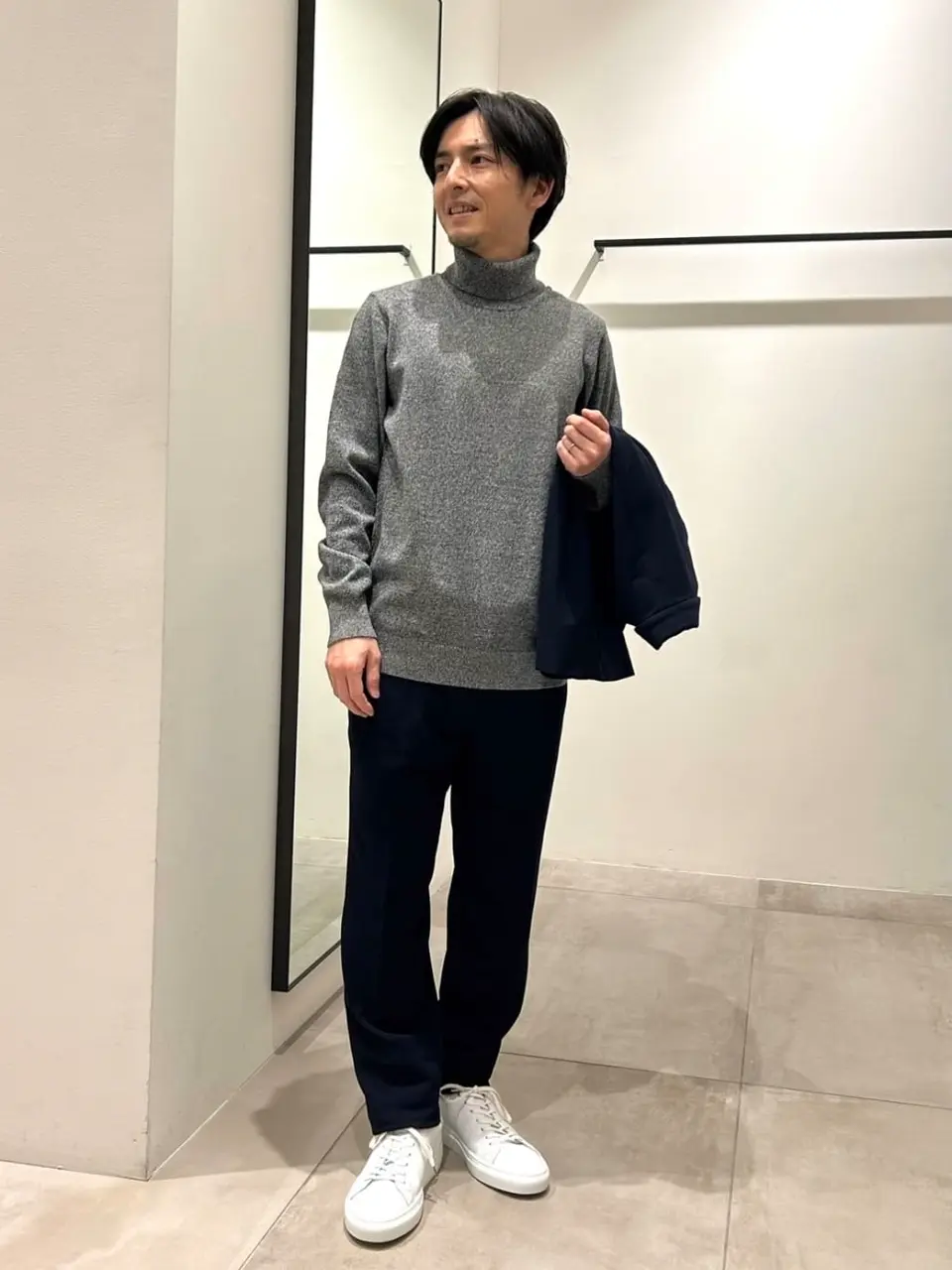 JOSEPH HOMME 鈴木 コーディネート画像