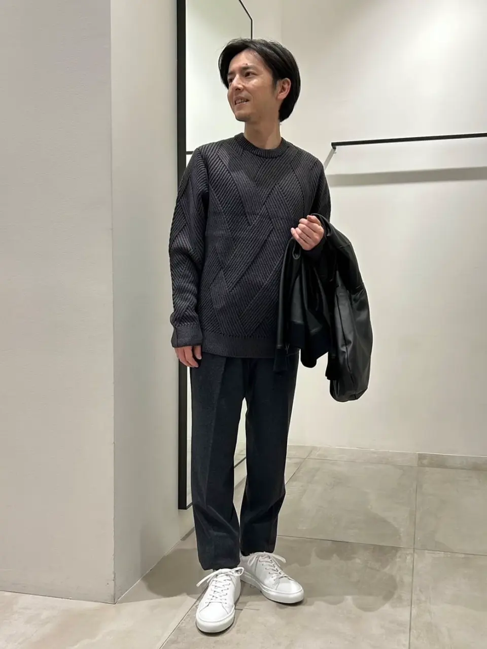 JOSEPH HOMME 鈴木 コーディネート画像