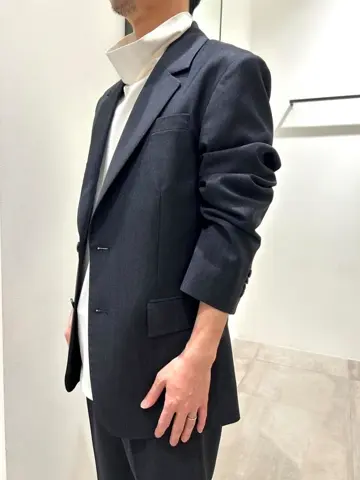 JOSEPH HOMME 鈴木 コーディネート画像