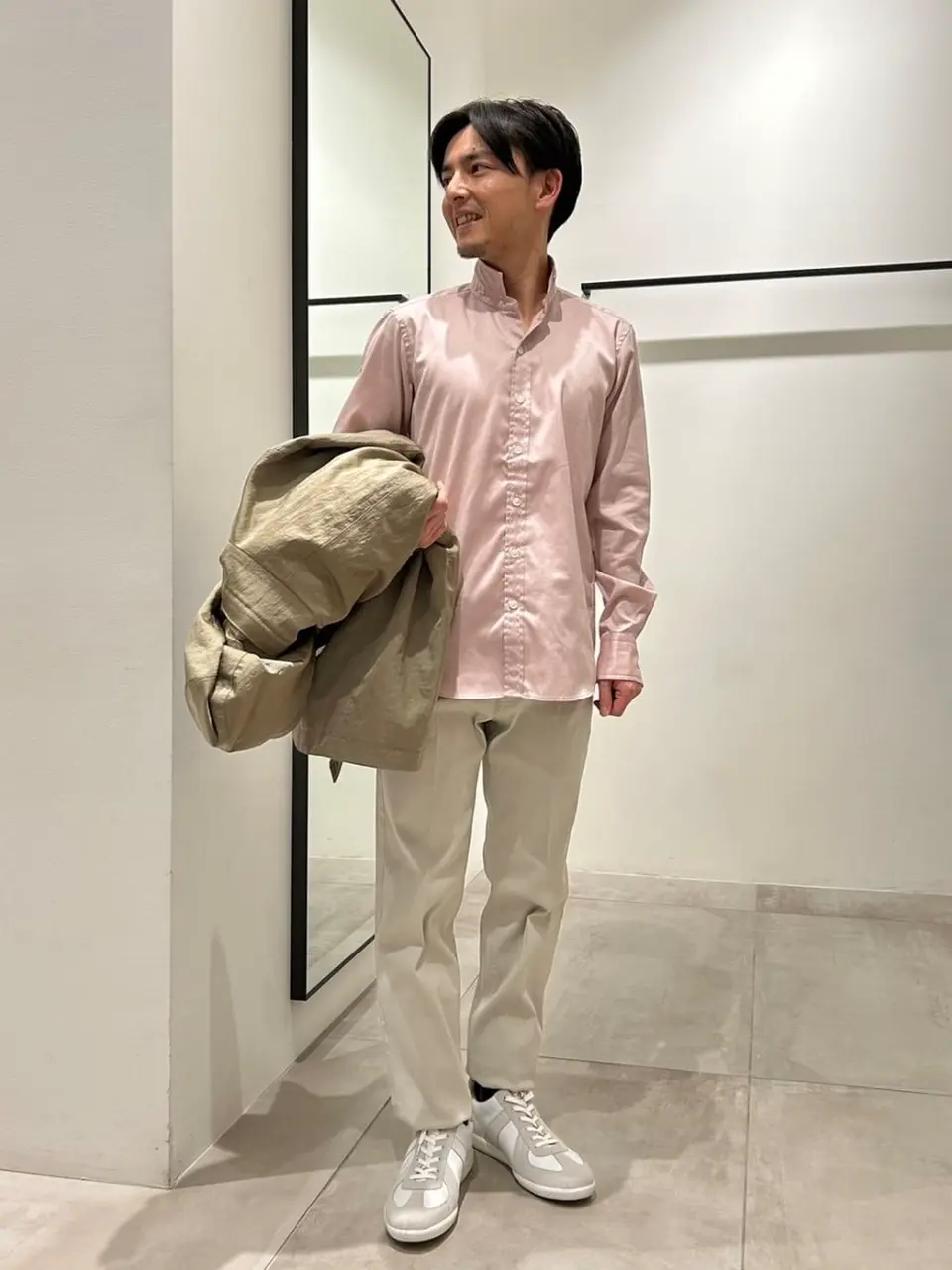 JOSEPH HOMME 鈴木 コーディネート画像