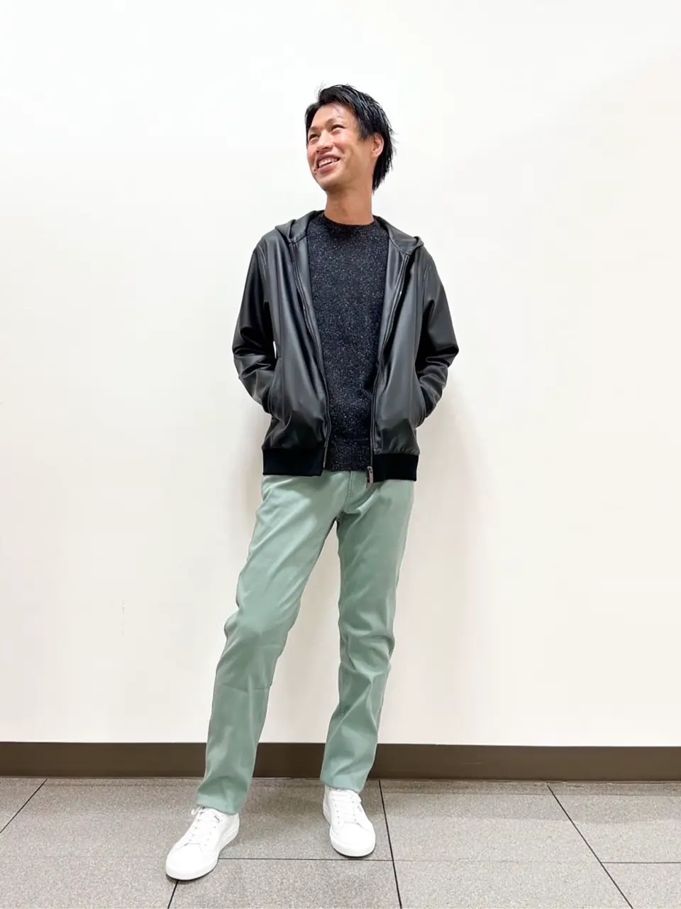  菅谷 コーディネート画像