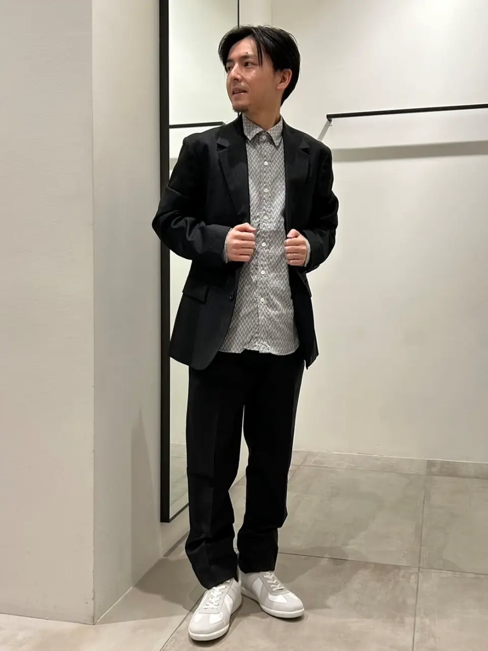 JOSEPH HOMME 鈴木 コーディネート画像