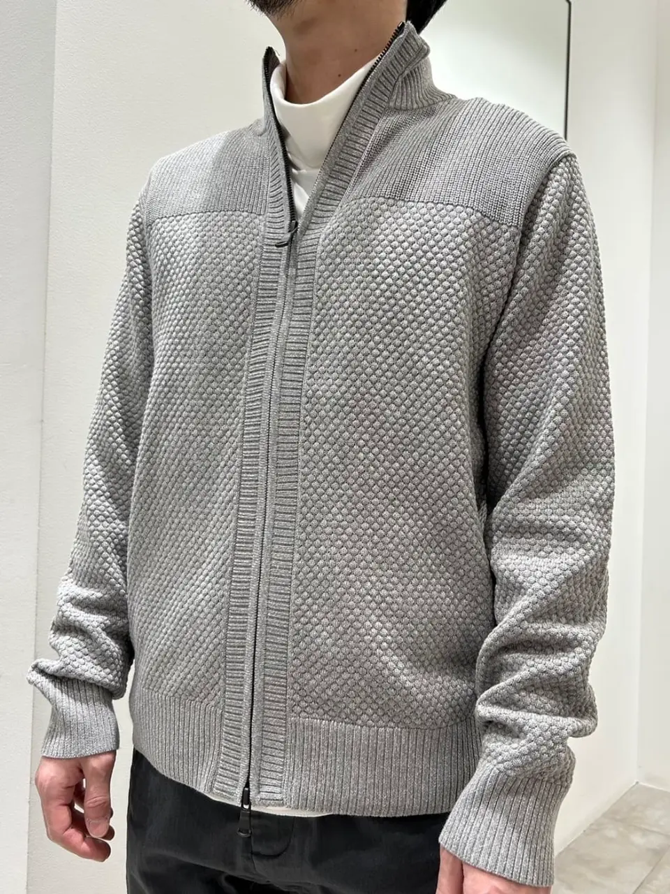 JOSEPH HOMME 鈴木 コーディネート画像