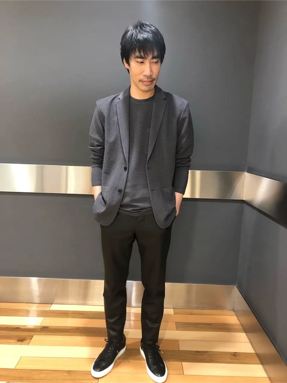 JOSEPH HOMME 鈴木(彰) コーディネート画像