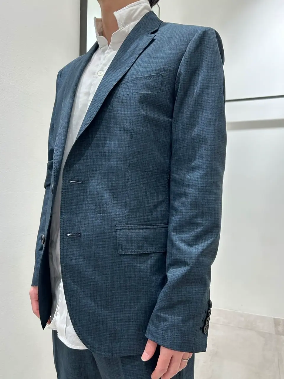 JOSEPH HOMME 鈴木 コーディネート画像