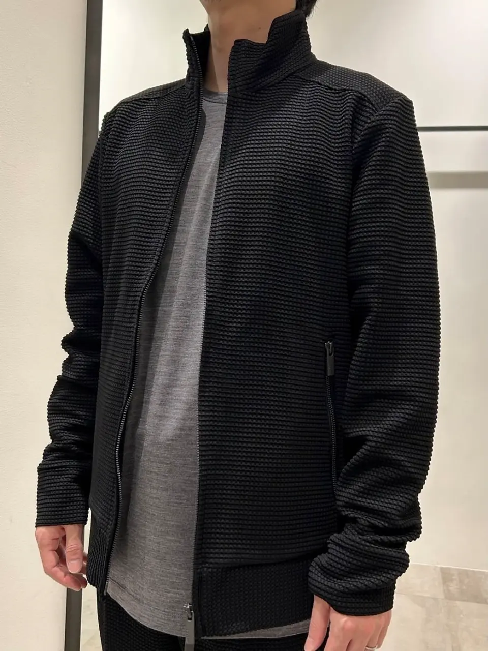 JOSEPH HOMME 鈴木 コーディネート画像