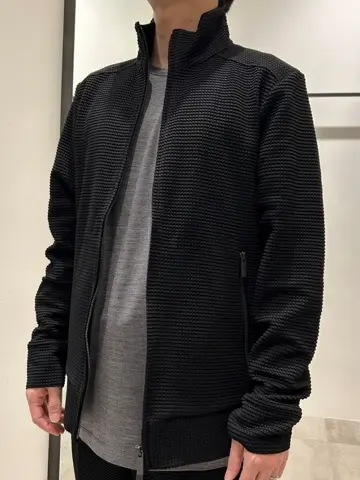 JOSEPH HOMME 鈴木 コーディネート画像