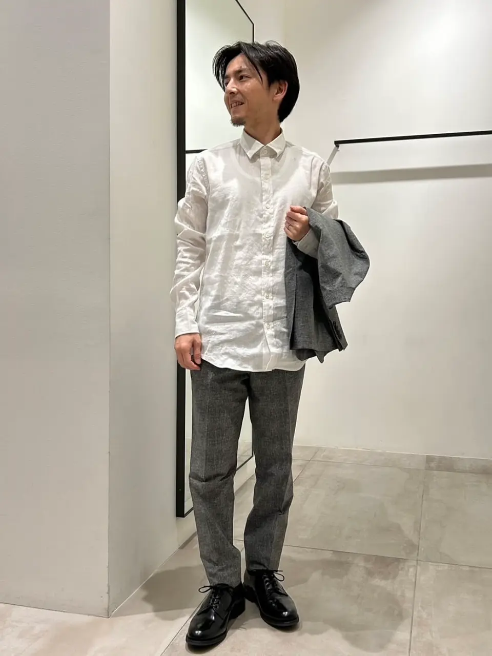 JOSEPH HOMME 鈴木 コーディネート画像