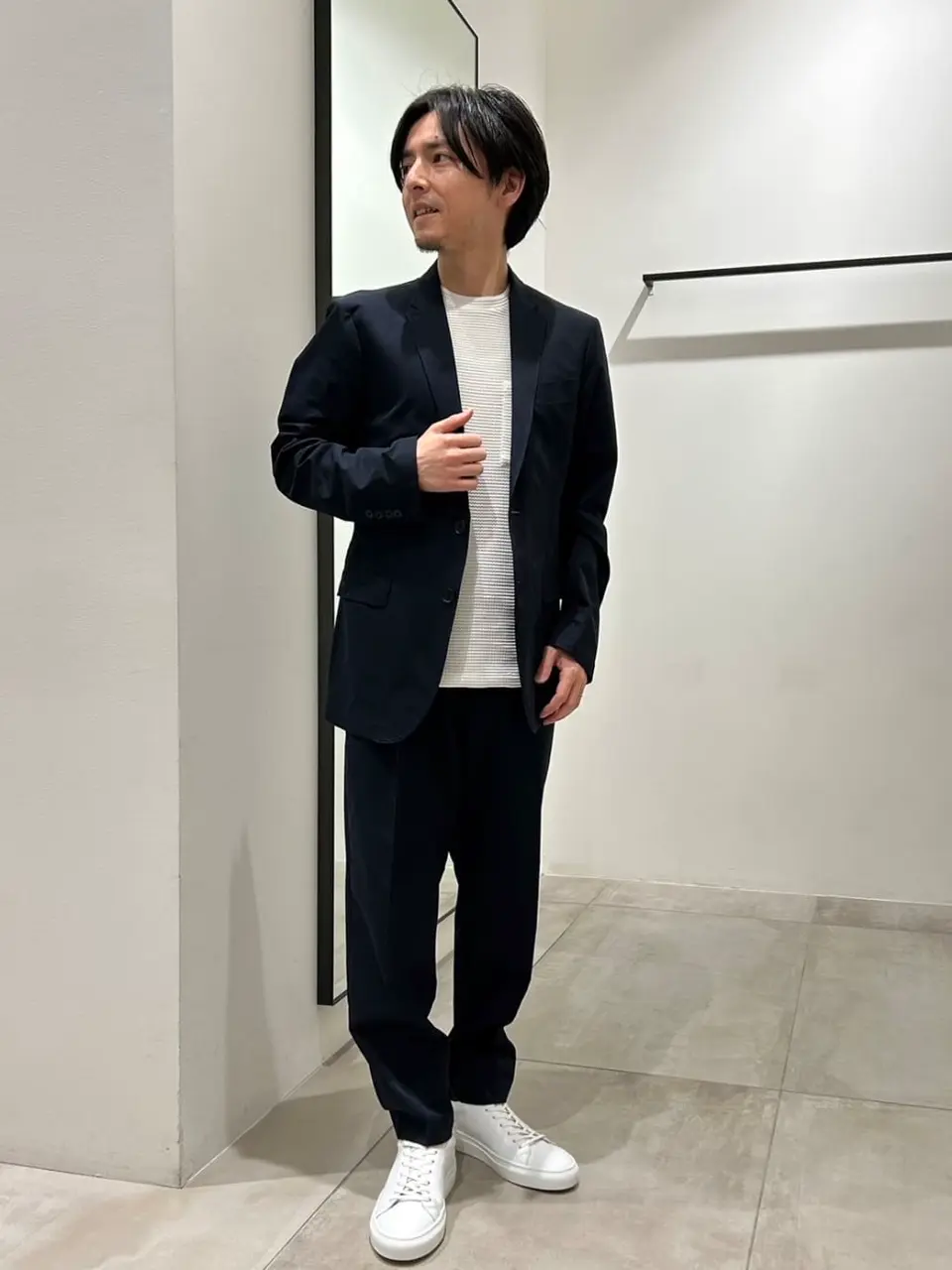 JOSEPH HOMME 鈴木 コーディネート画像