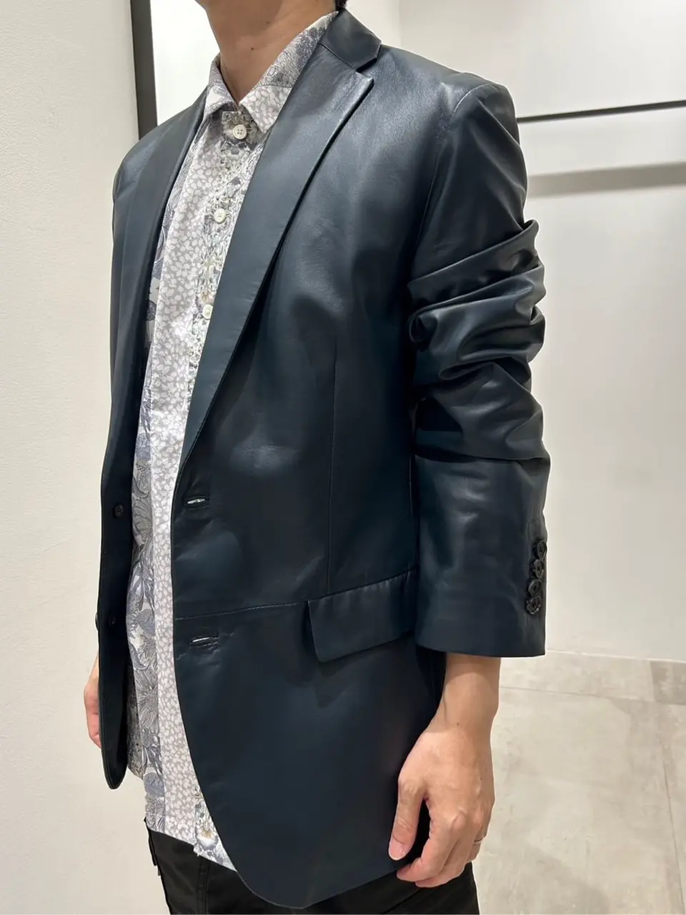 JOSEPH HOMME 鈴木 コーディネート画像