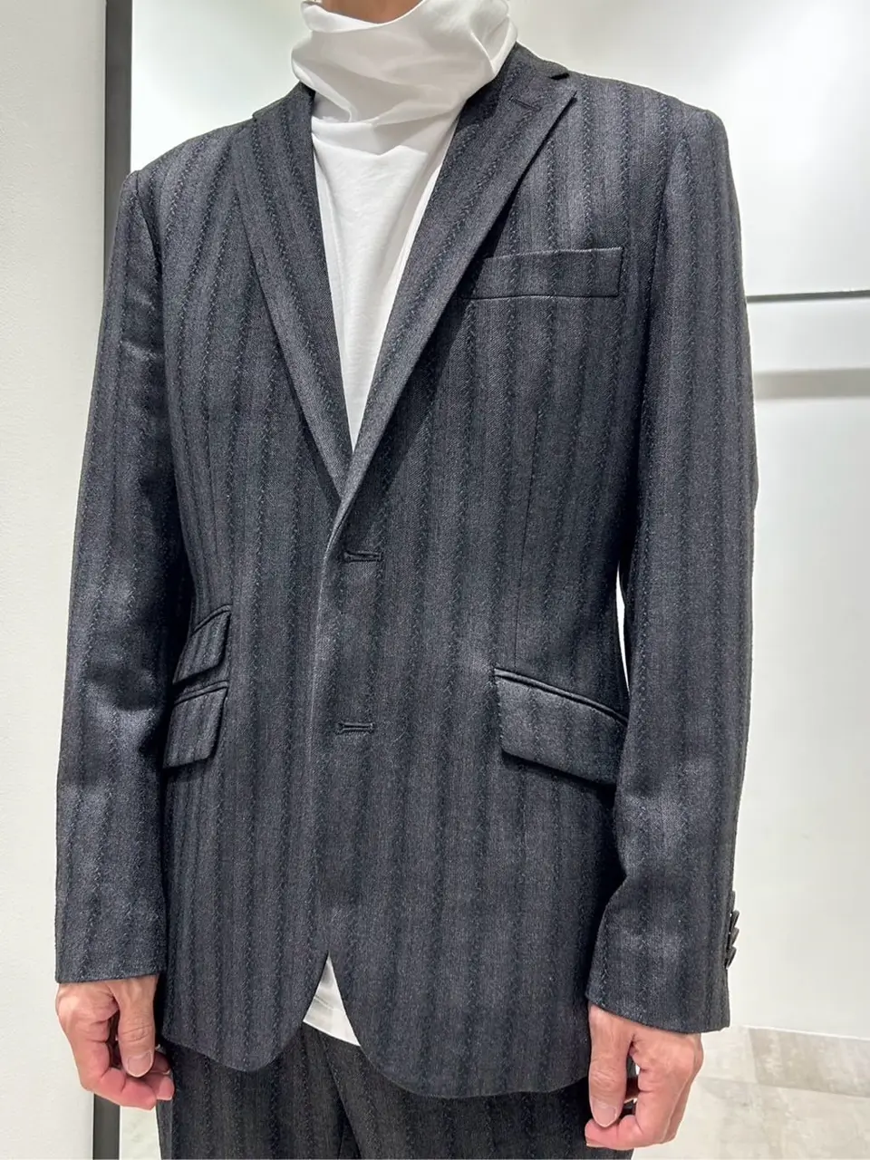 JOSEPH HOMME 中原 コーディネート画像