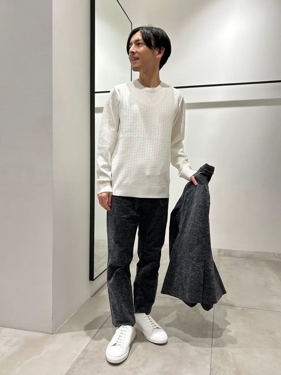 JOSEPH HOMME 鈴木 コーディネート画像