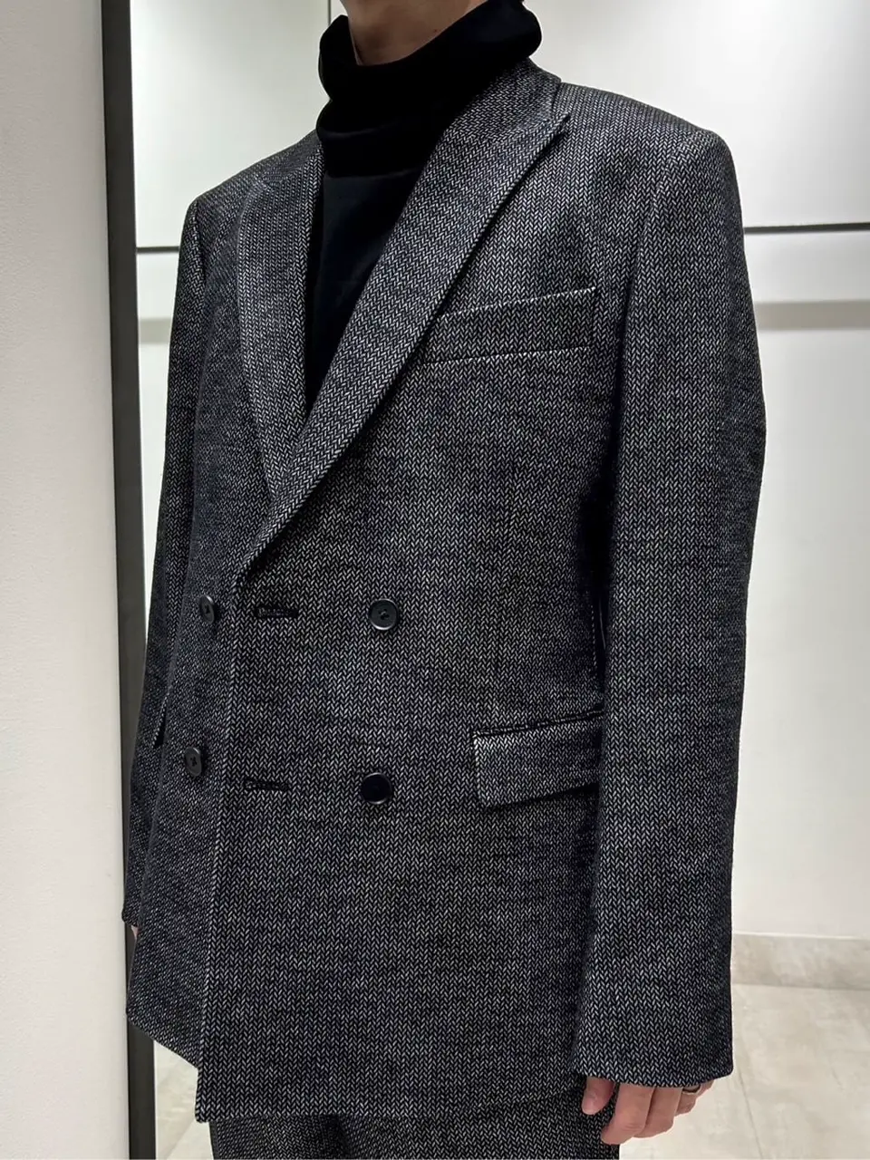 JOSEPH HOMME 鈴木 コーディネート画像