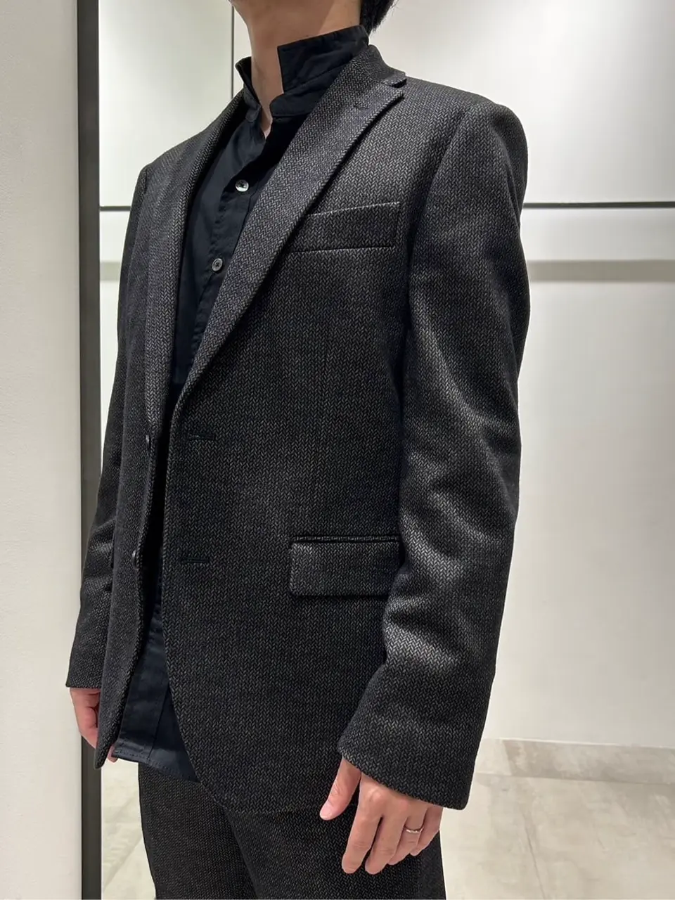 JOSEPH HOMME 鈴木 コーディネート画像