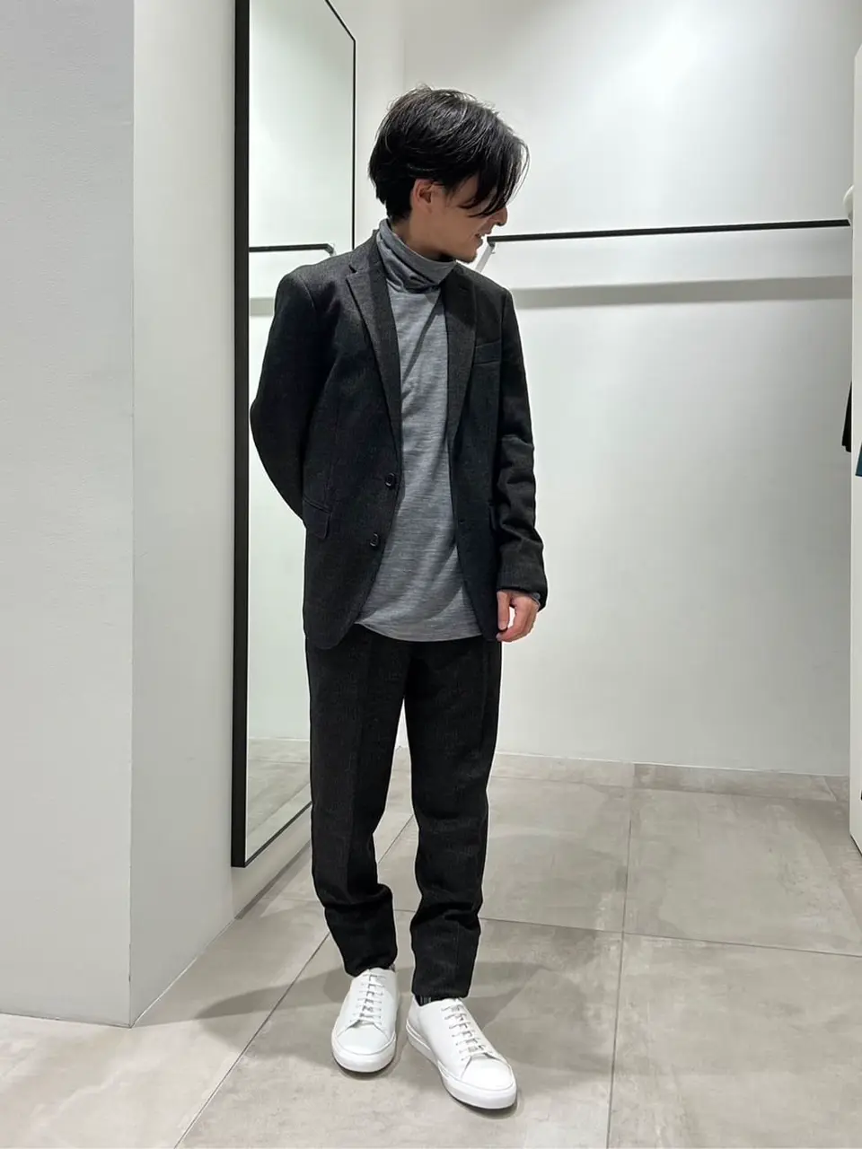 JOSEPH HOMME 鈴木 コーディネート画像