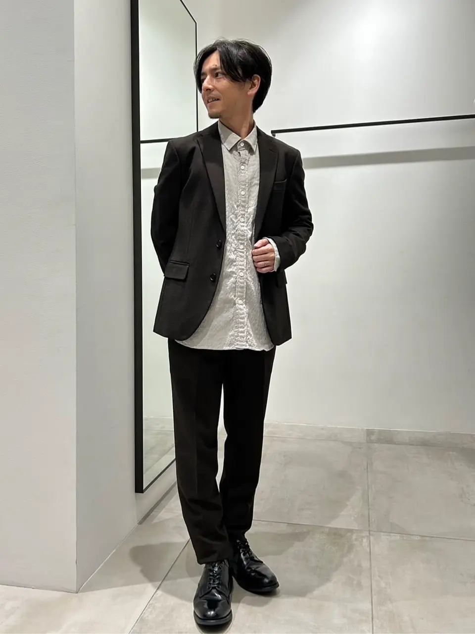 JOSEPH HOMME 鈴木 コーディネート画像