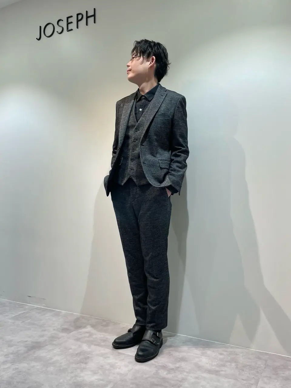 JOSEPH HOMME 佐藤健人 コーディネート画像