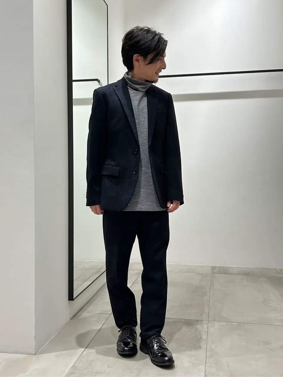 JOSEPH HOMME 鈴木 コーディネート画像