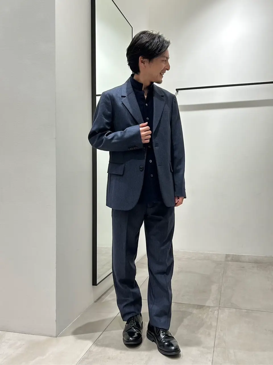 JOSEPH HOMME 鈴木 コーディネート画像