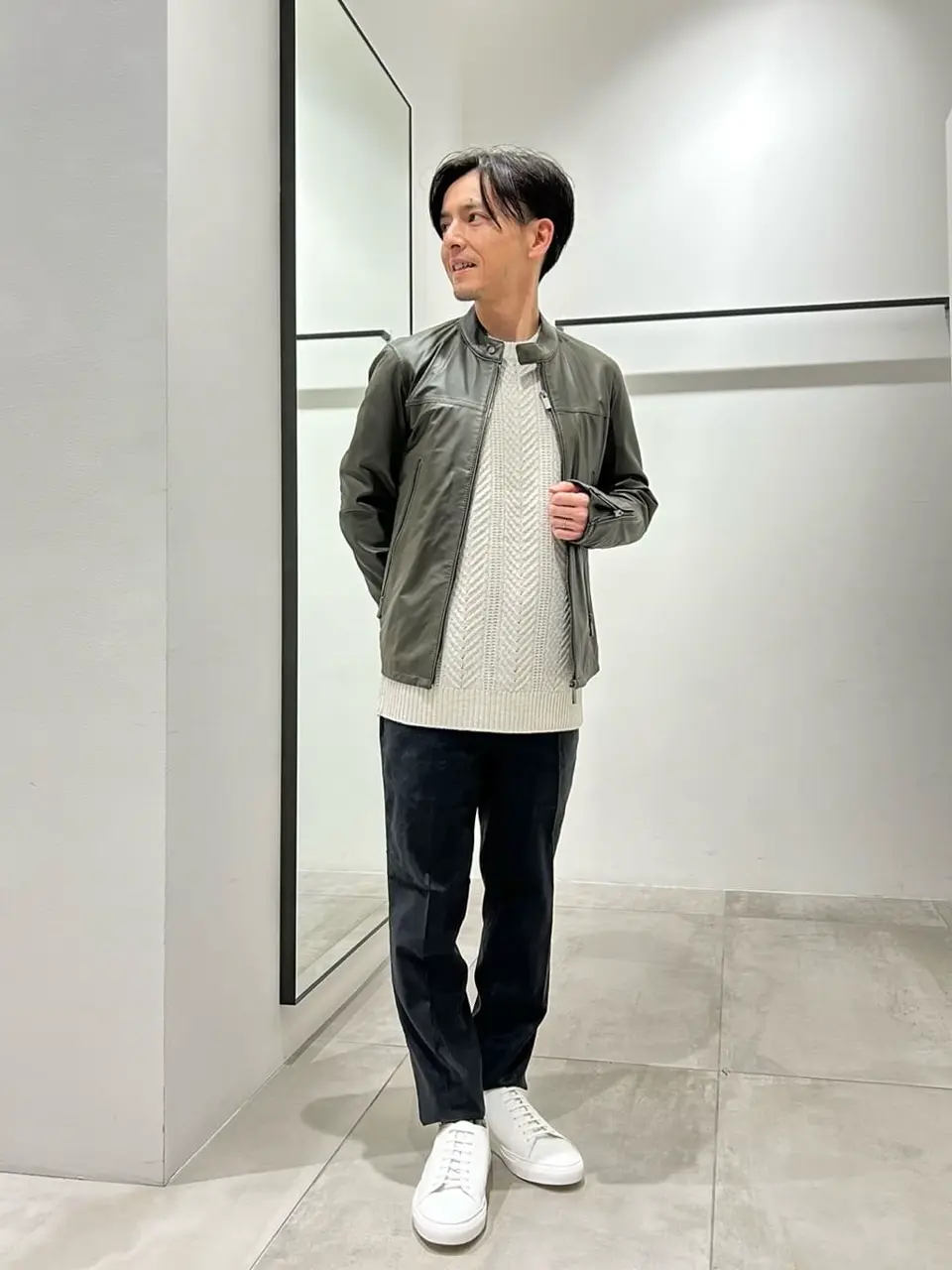 JOSEPH HOMME 鈴木 コーディネート画像