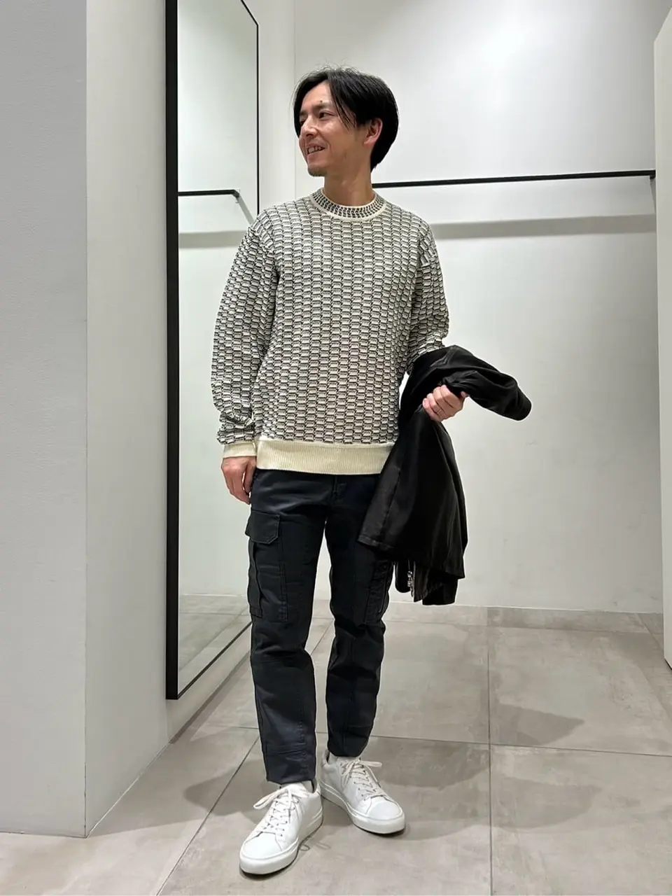 JOSEPH HOMME 鈴木 コーディネート画像