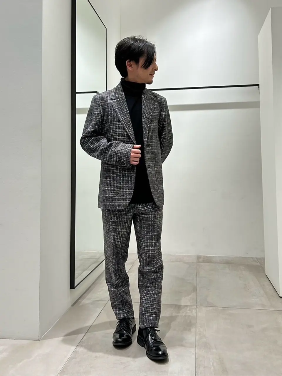 JOSEPH HOMME 鈴木 コーディネート画像