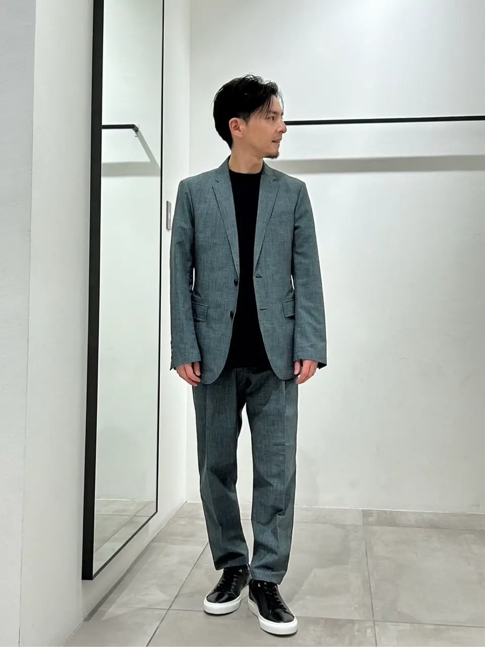 JOSEPH HOMME 鈴木 コーディネート画像