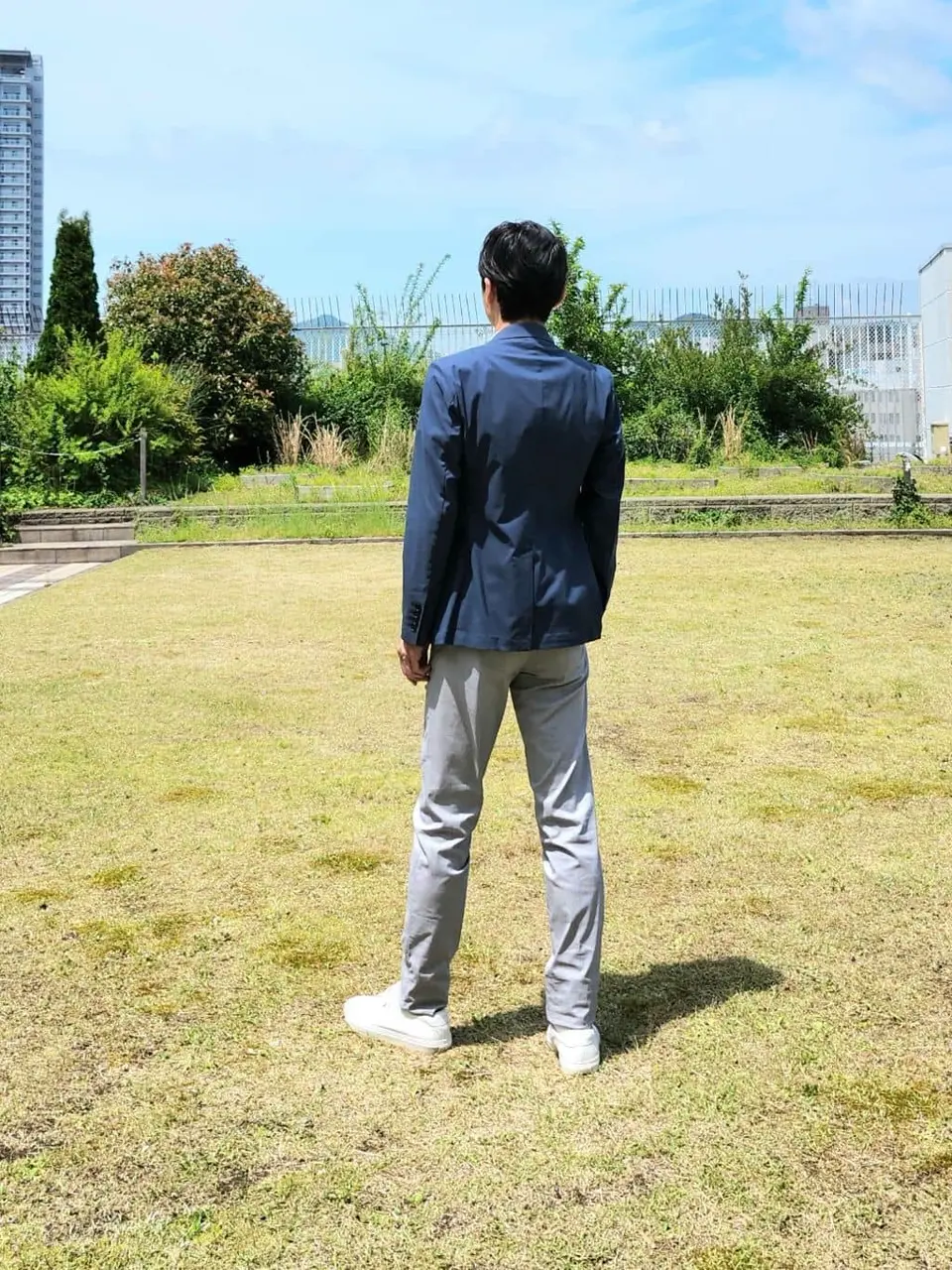 JOSEPH HOMME 泉 コーディネート画像