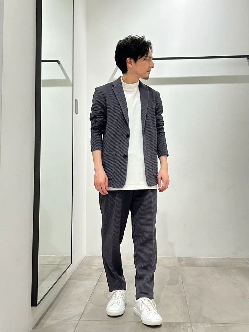 JOSEPH HOMME 鈴木 コーディネート画像