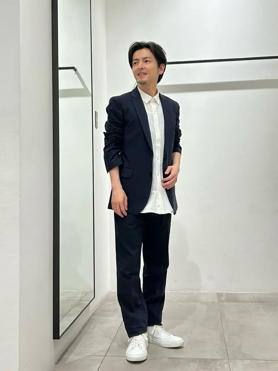 JOSEPH HOMME 鈴木 コーディネート画像