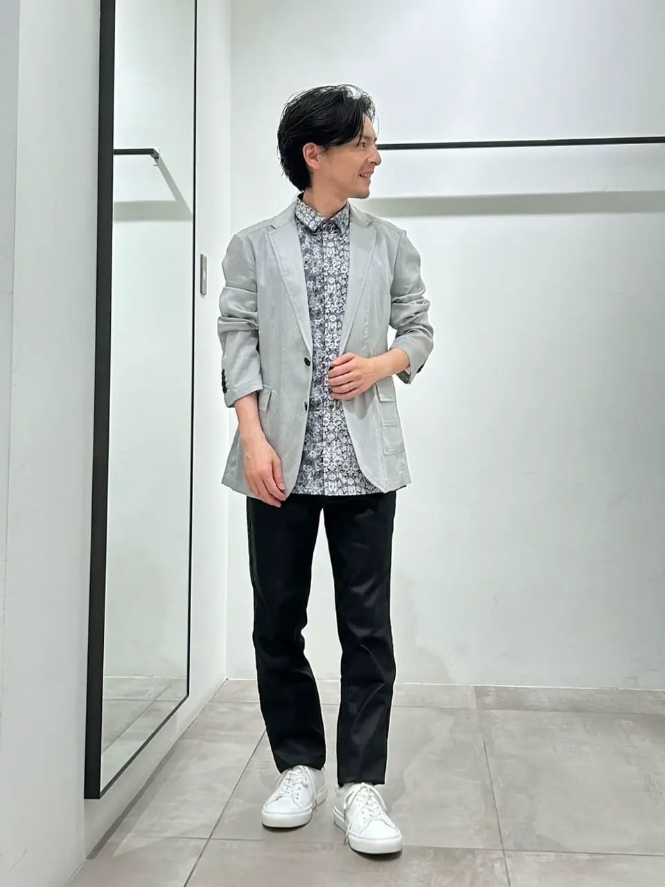 JOSEPH HOMME 鈴木 コーディネート画像