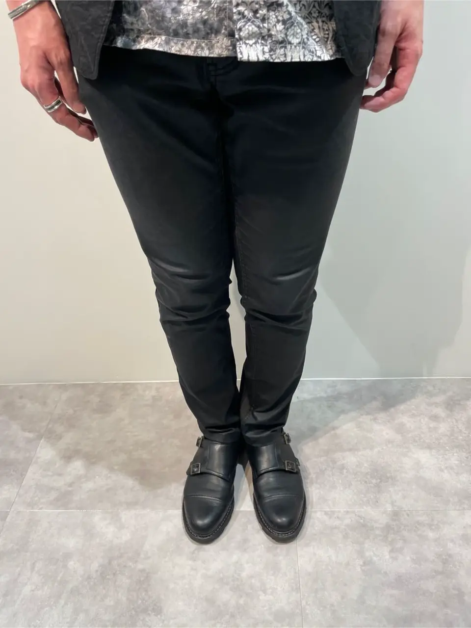 JOSEPH HOMME 佐藤健人 コーディネート画像